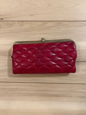 Red Hobo Quilted Leather Clutch Wallet